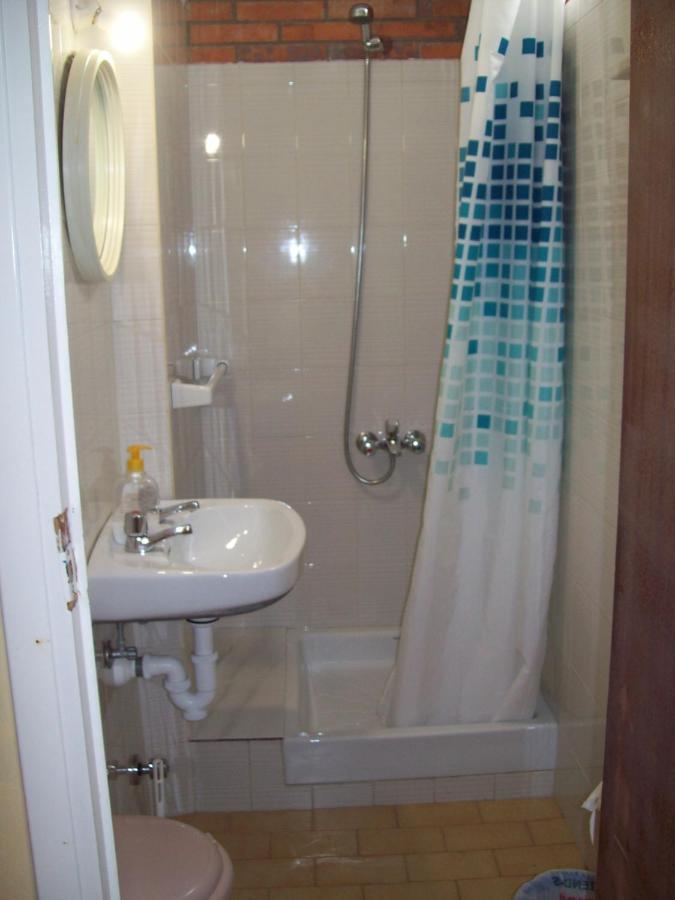 Pension Los Pinos Gijon Exterior photo