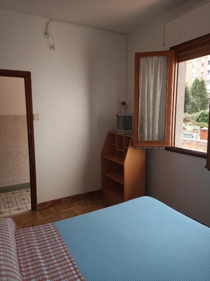 Pension Los Pinos Gijon Exterior photo