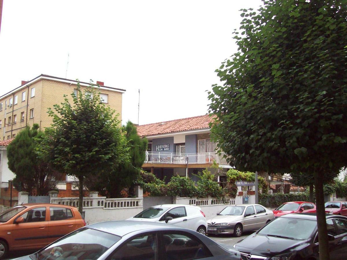 Pension Los Pinos Gijon Exterior photo